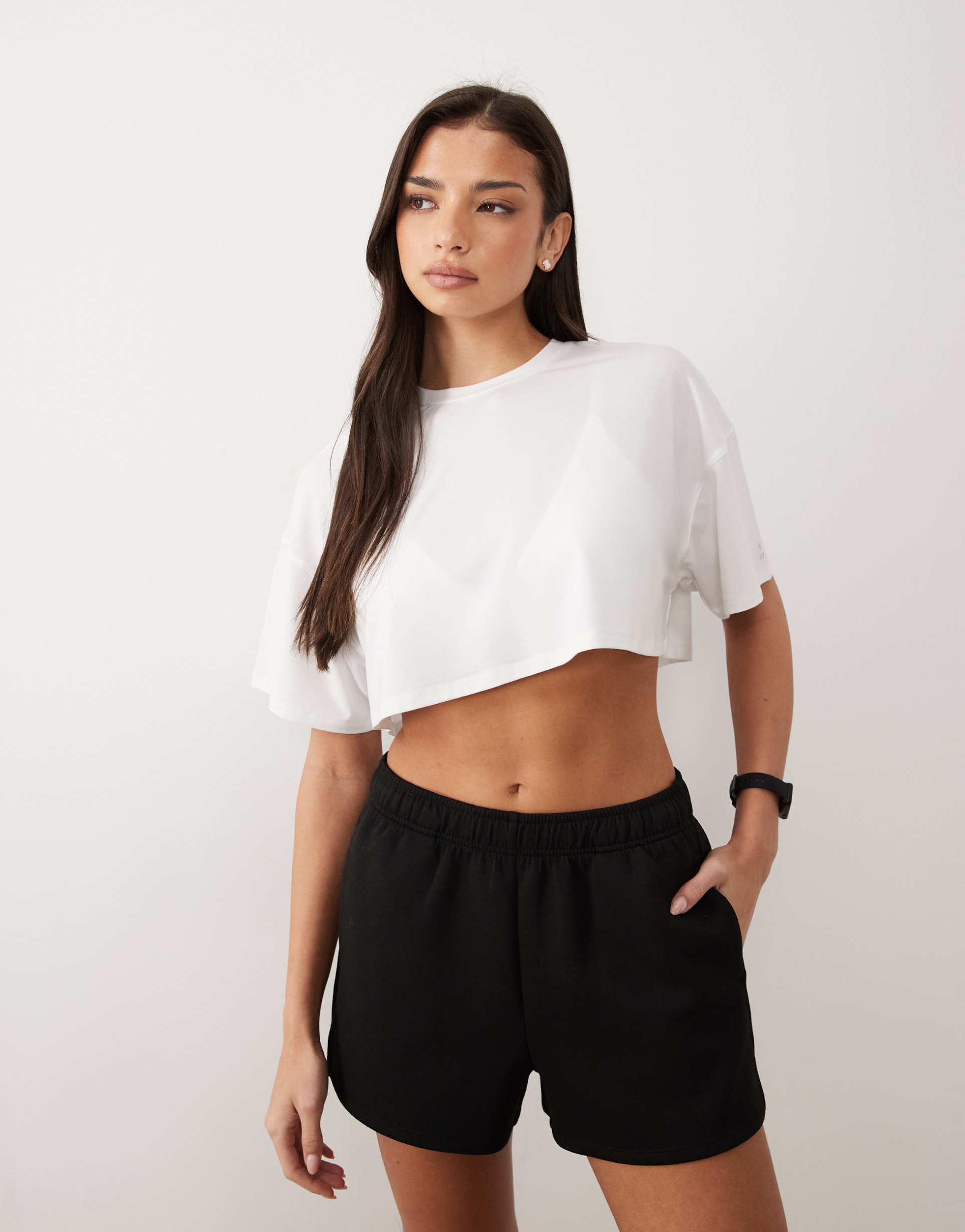 4505 performance jersey ultra cropped quick dry t-shirt in white