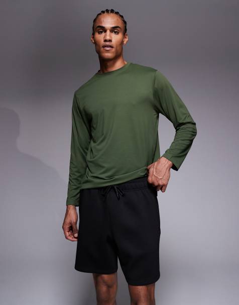 4505 performance sweat shorts with zipper pockets in black - view 1
