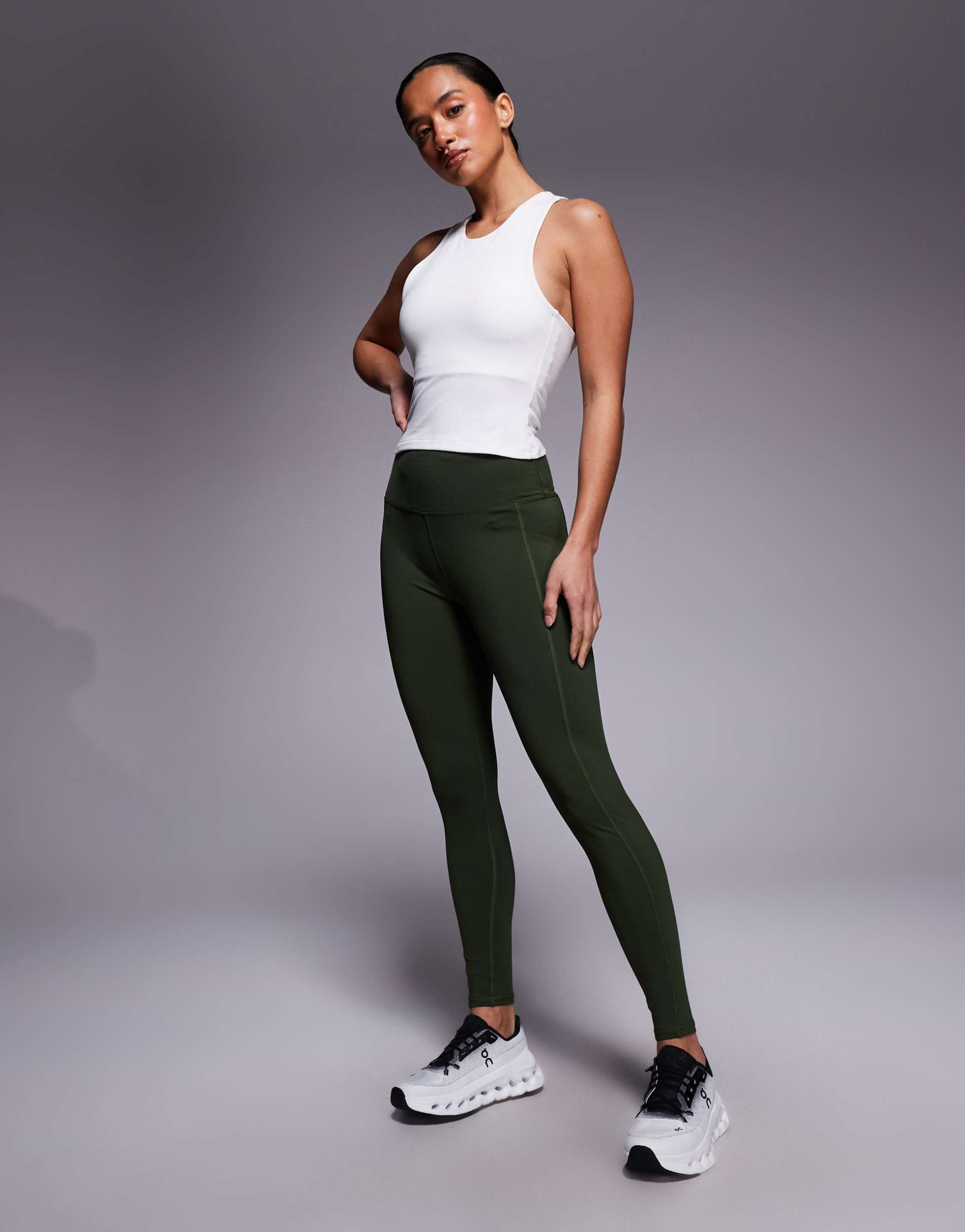 4505 petite icon active tie waist run leggings with phone pocket in khaki