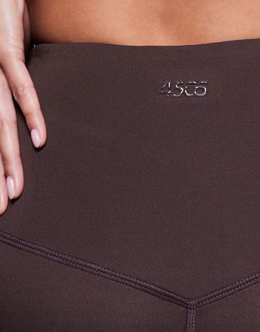 4505 Petite – Icon – Bruna gymleggings med innerficka och formande design baktill, 3 av 5