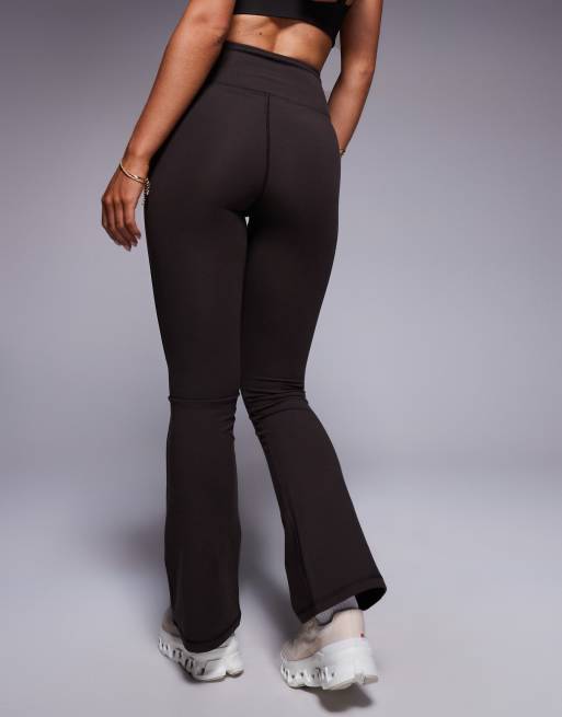 4505 Petite - Icon - Legging de yoga slim en tissu doux à taille haute - Chocolat, 4 de 5