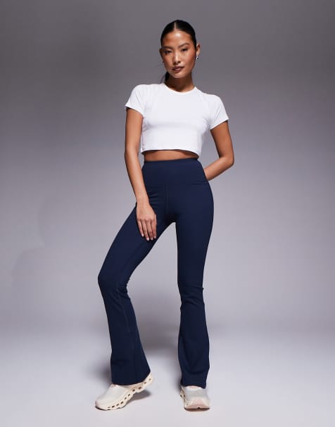 4505 Petite - Icon - Legging de yoga slim et évasé en tissu doux à taille haute - Bleu nuit - view 1