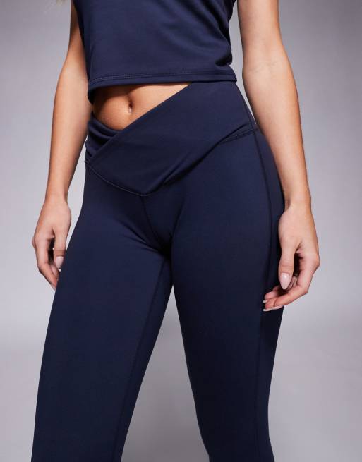 4505 Petite – Icon – Mörkt marinblå, mjuka yogaleggings med omlottmidja, 3 av 5