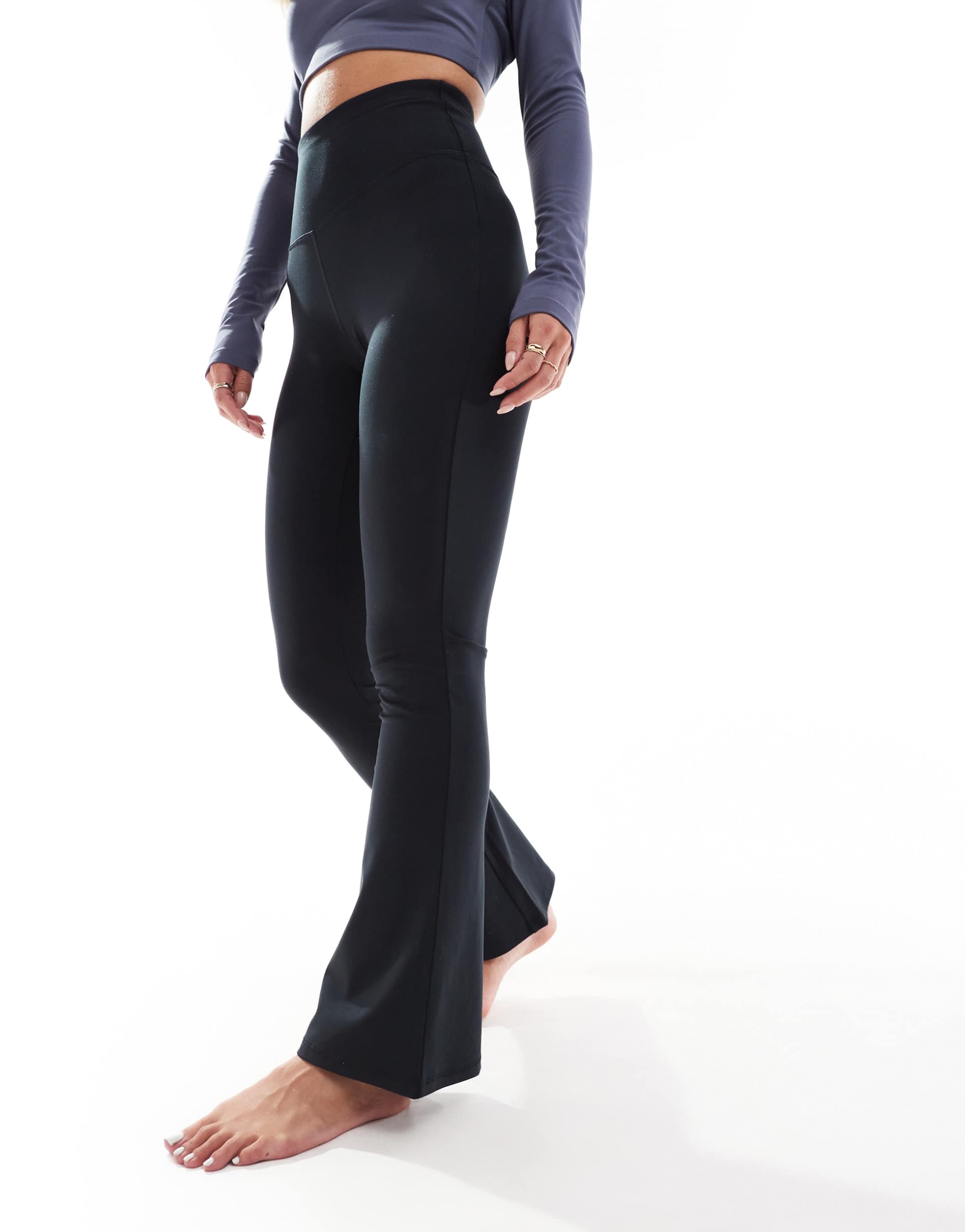 4505 petite icon soft touch high waist slim kick yoga leggings in black