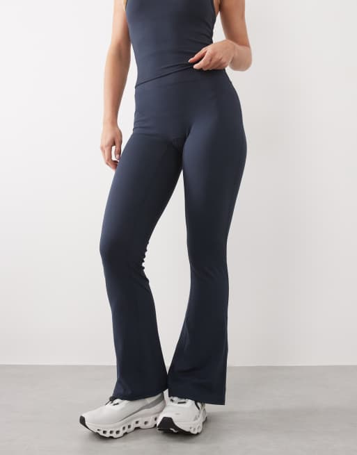 4505 Petite Icon soft touch high waist slim kick yoga leggings in midnight navy, 2 of 5