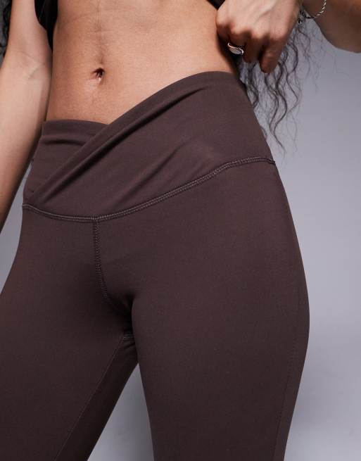 4505 Petite Icon soft touch wrap waist slim kick yoga legging in plum chocolate, 3 of 5