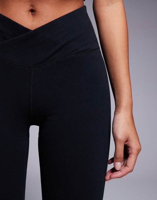 4505 Petite Icon soft touch wrap waist yoga leggings in black, 4 of 5