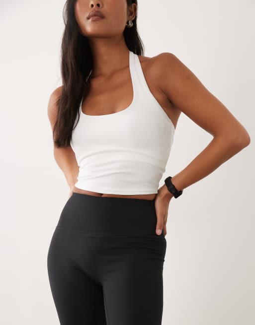 4505 Petite – Icon – Weiche, ausgestellte Yoga-Leggings in Schwarz mit hohem Bund, 3 von 5