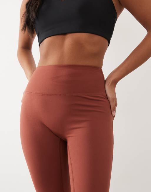 4505 – Petite – Icon – Weiche Yoga-Leggings in Bernstein mit hohem Bund, 5 von 5