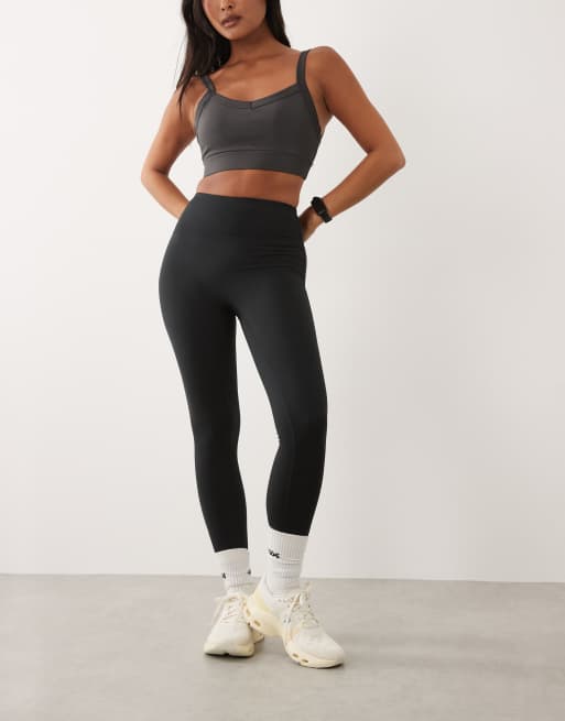 4505 Petite – Icon – Weiche Yoga-Leggings in Schwarz mit hohem Bund, 2 von 5