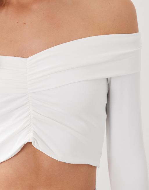 4505 plush handle ruched front long sleeve top in white, 4 of 4