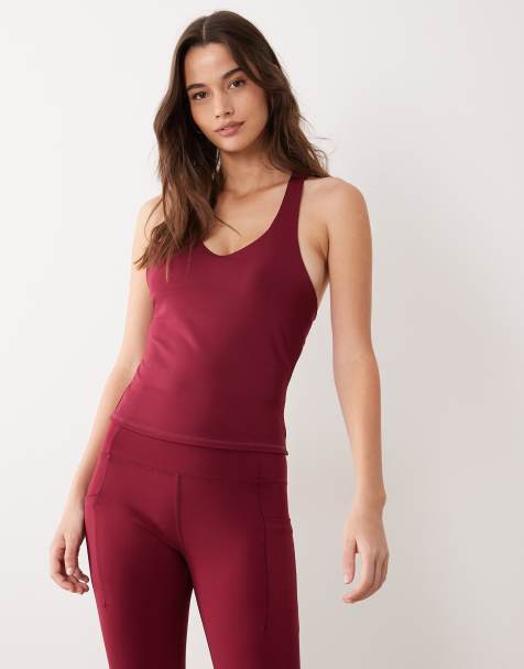 4505 - Poitrines généreuses - Débardeur de sport push-up avec brassière intégrée - Rouge cerise - view 1