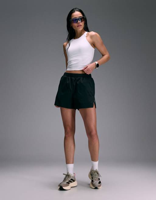 4505 Premium internal support running tank top with bonded seams and zip phone pocket in white, 2 of 4