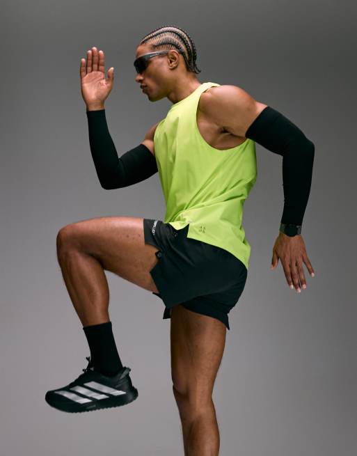 4505 Premium quick dry running singlet with bonded seams and mesh panel in lime, 3 of 5