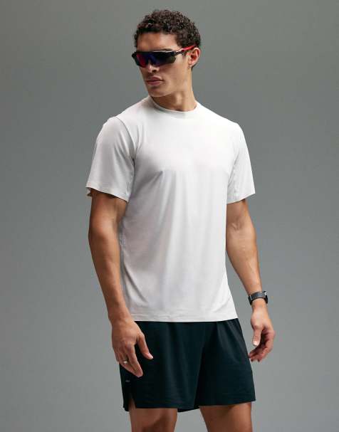 4505 Premium quick dry running t-shirt with bonded seams and mesh panel in cloud white