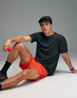 4505 Premium Quick Dry Running T-shirt With Bonded Seams And Mesh Panel In Black