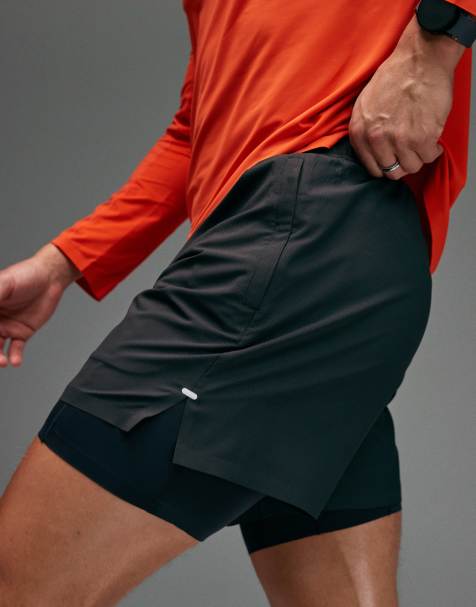 4505 Premium woven reflective 2-in-1 running short with zip pockets and bonded hem in void black - view 1