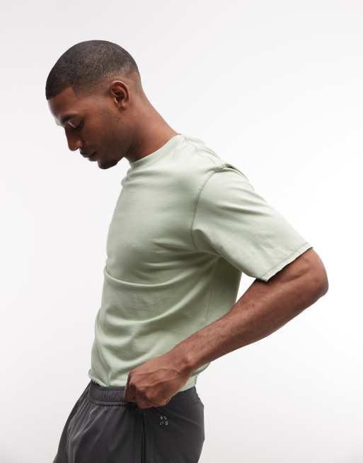4505 quick dry cotton raw hem cropped training t-shirt in light sage, 2 of 5