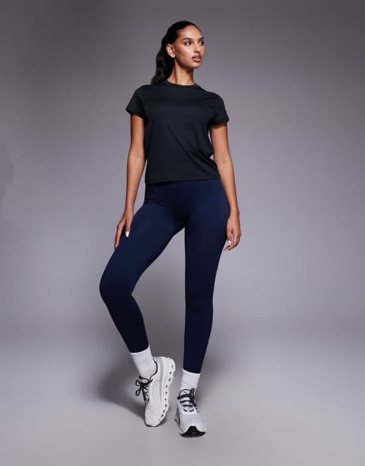 4505 quick dry mesh boxy fit running t-shirt in black, 3 of 4