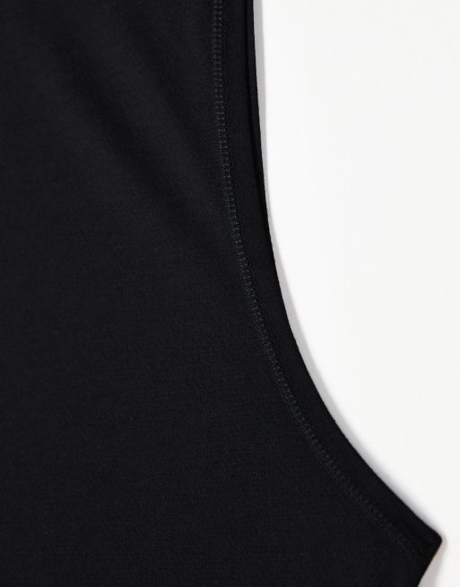 4505 quick dry mesh cropped training tank in black