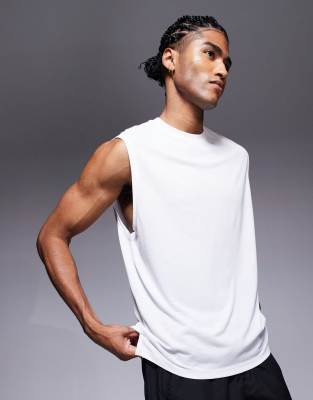 4505 quick dry mesh running boxy tank in white