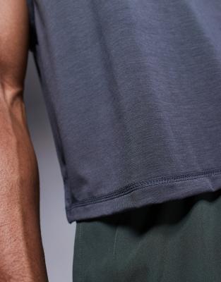 4505 Quick Dry Performance Cropped Training Tank
