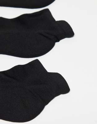 4505 Quick Dry Running Sneaker Socks With Arch Support 3 Pack In Black