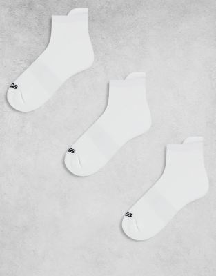 4505 quick dry running sneaker socks with arch support 3 pack in white