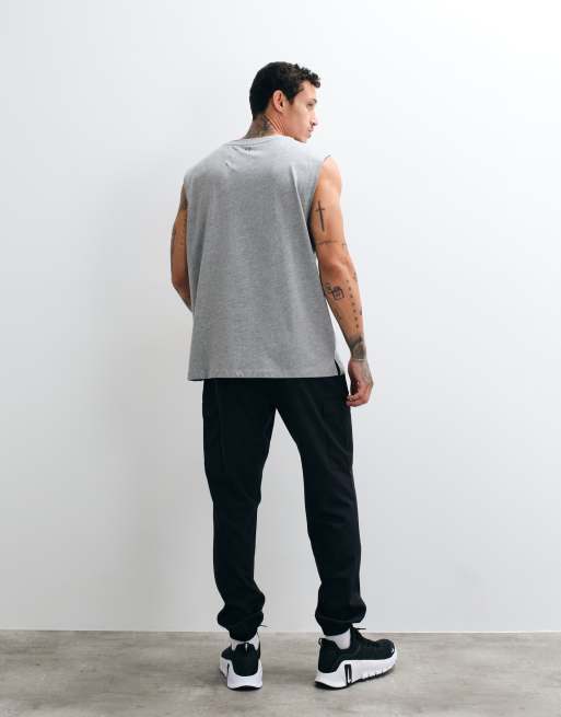 4505 quick dry woven cargo track trackies with zip pockets in black, 2 of 5