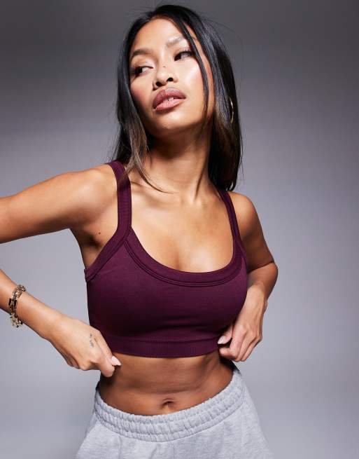 4505 - Reggiseno sportivo a supporto medio modellante senza cuciture color mora 