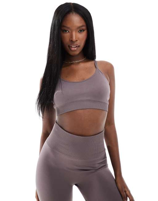 4505 - Reggiseno sportivo a supporto medio senza cuciture marrone rosa con imbottitura rimovibile 