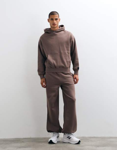 4505 Rest Day 400gsm heavyweight cotton loose fit cuffed trackies in taupe brown - view 1