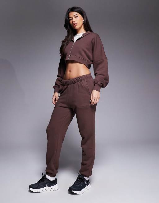 4505 Rest Day heavyweight 420gsm cotton low rise cuffed sweatpants in washed french roast