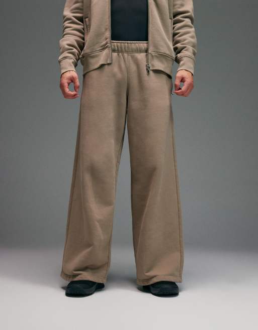 4505 Rest Day heavyweight 440gsm cotton super oversized trackies with zip pockets in sandstone, 2 of 5
