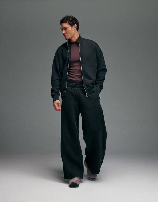 4505 – Rest Day – Czarny gruby dres bawełniany o gramaturze 440 g/m² z efektem sprania i klasycznym logo, 2 z 3
