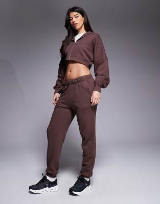 4505 - Rest Day - Pantalon de jogging taille basse resserré aux chevilles en coton épais 420 g/m² - Toast grillé délavé-Brown