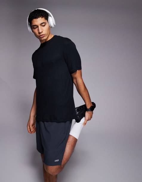 4505 - Rest Day - Sort ribstrikket slim fit-T-shirt i superblød modal - view 1