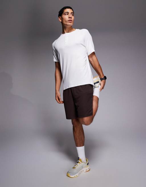 4505 - Rest Day - T-shirt ajusté à manches raglan et col boutonné en modal nervuré ultra doux - Blanc , 2 de 5