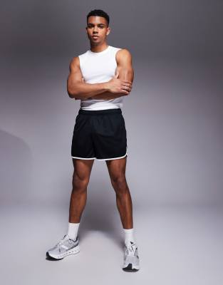 4505 retro mesh running shorts in black - view 1