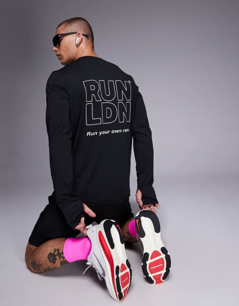 4505 RUN LDN back print mesh running long sleeve t-shirt in black - view 1