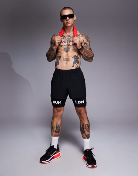 4505 RUN LDN running base layer legging shorts with phone pocket in black - view 1