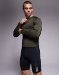 [ASOS] 4505 running base layer graphic legging shorts with phone pocket in black XL Black