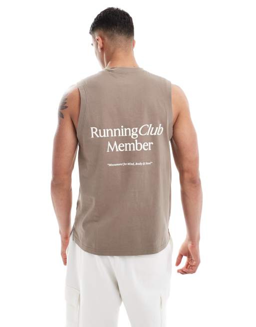 4505 Running Club tank top with back print in clay 