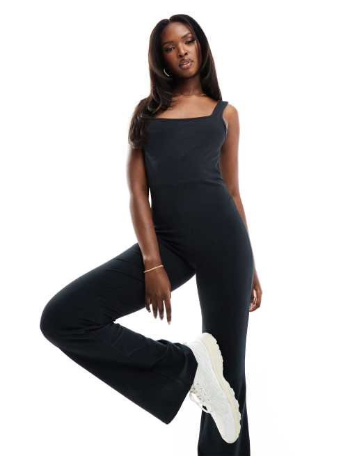4505 scoop back slim kick all in one with inner bra in soft touch fabric in black 