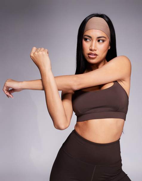 4505 sculpting active medium support sports bra with adjustable straps in french roast