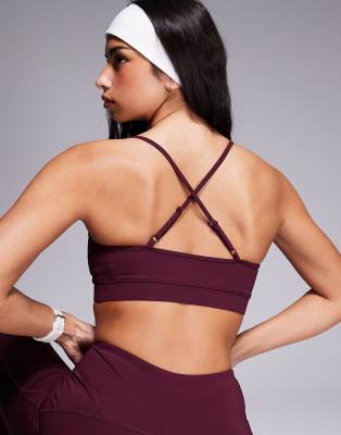 4505 Sculpting Active Medium Support Sports Bra With Adjustable Straps In Purple