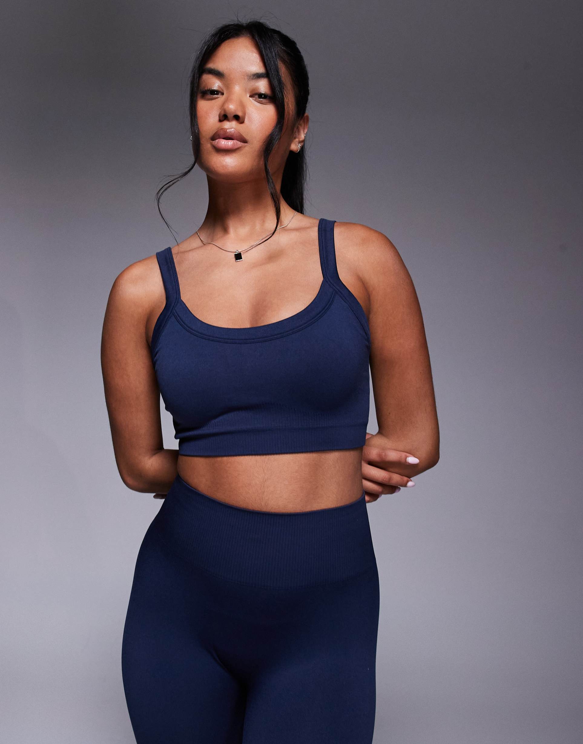 4505 sculpting seamless medium support sports bra in navy ink