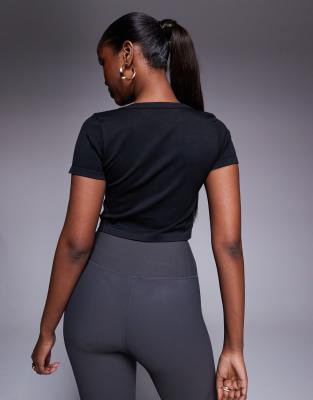 4505 Seamless Active Short Sleeve T-shirt In Black