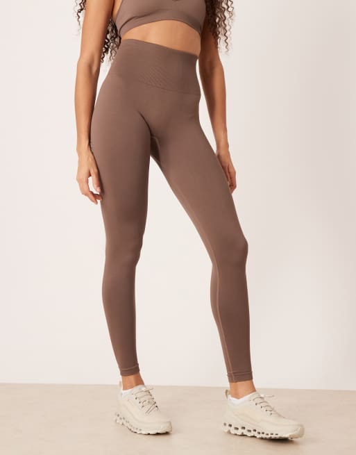 4505 seamless high waist gym leggings in taupe , 2 of 5