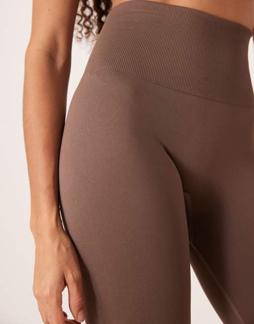 4505 seamless high waist gym leggings in taupe , 5 of 5